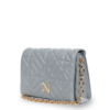 Γυναικεία τσάντα NOLAH ELIANOR Elianor light blue τσάντα Με χρυσή κοντή αλυσίδα Με χρυσές λεπτομέρειες Δύο βοηθητικές θήκες εσωτερικά Βάρος 0,65 Kg Διαστάσεις: 27,5cm (Μ) x 19,5cm (Υ) x 8cm (Π) Έρχεται σε συσκευασία δώρου με θήκη nolah